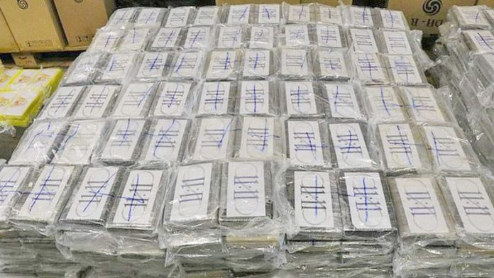Hamburg’s customs office has seized 4.5 tonnes of cocaine worth 1 billion euros in what is Germany’s biggest ever drugs haul